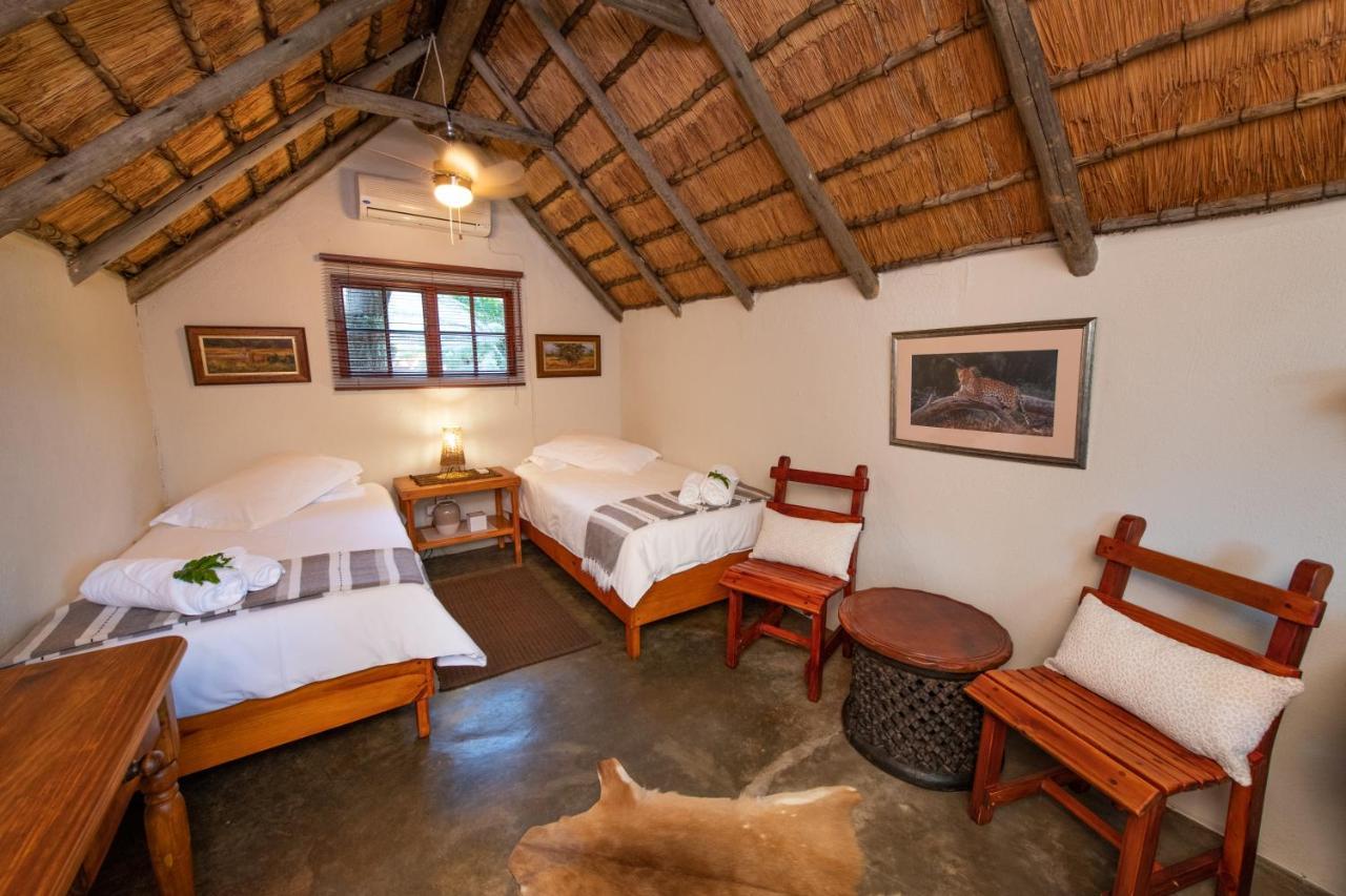 Shumba Safaris Bush Camp Villa Hoedspruit Exterior photo