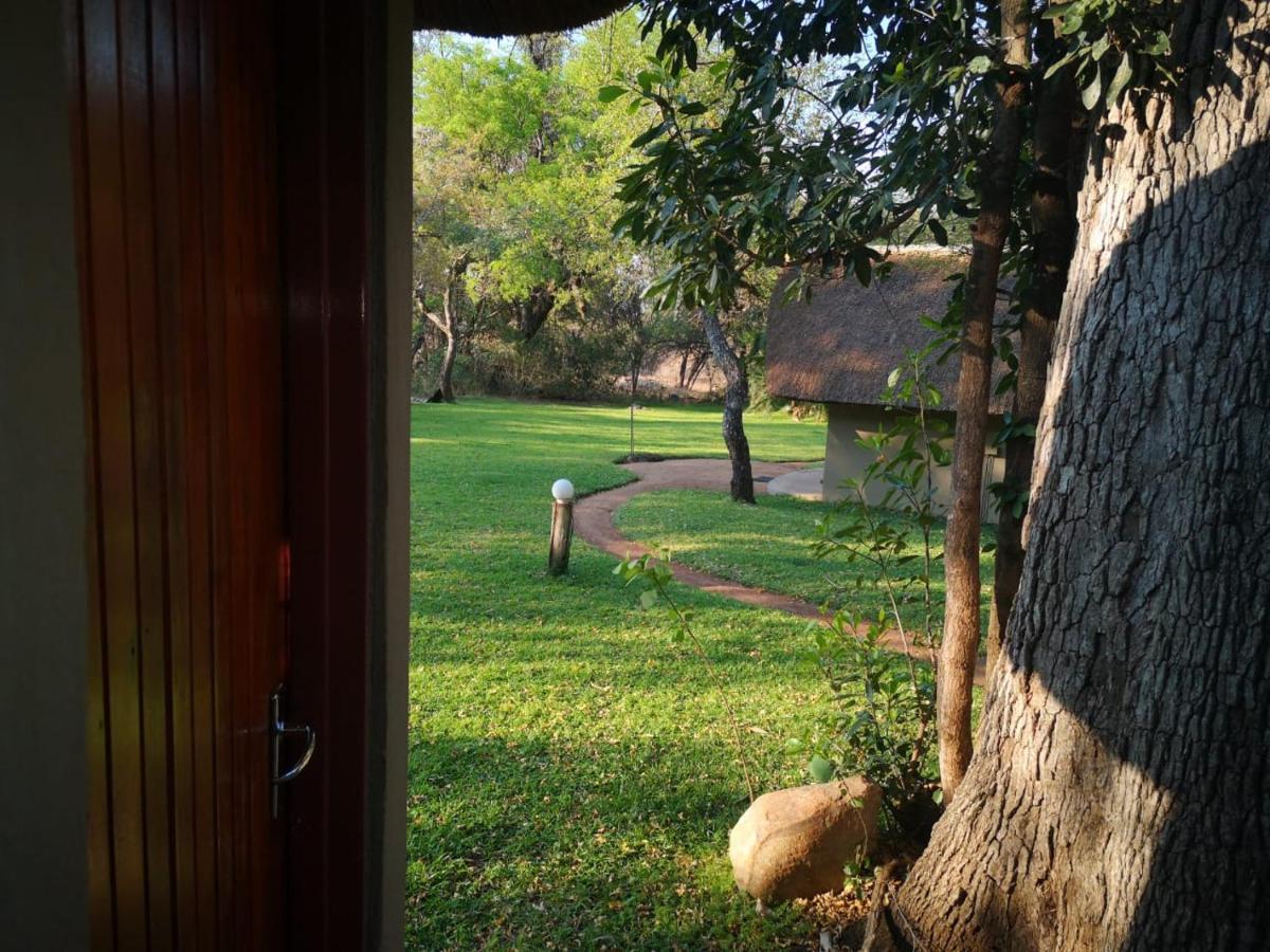 Shumba Safaris Bush Camp Villa Hoedspruit Exterior photo