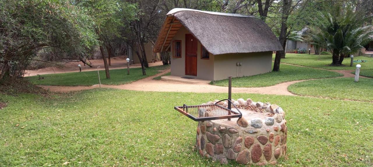 Shumba Safaris Bush Camp Villa Hoedspruit Exterior photo